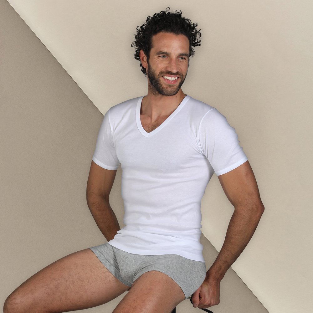 T-SHIRT UOMO a V 1540 LEON FRAGI puro cotone - immagine 2